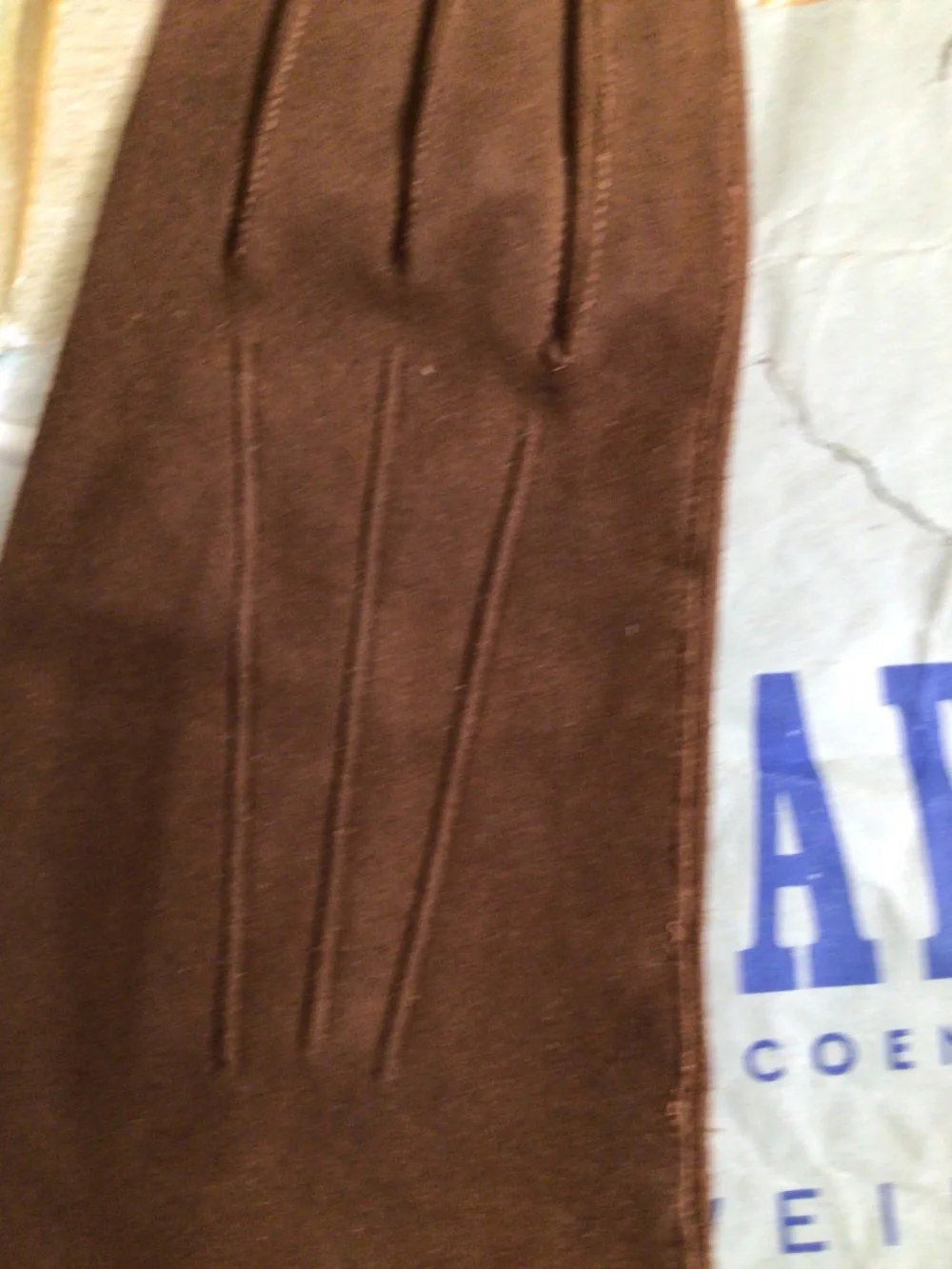 Vintage Womens Brown Suede Gloves Mid Length